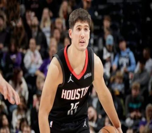 首發出戰13中4，謝潑德末節坐冷板凳火箭僅1個進攻點申京39+16