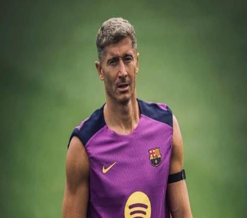 德天空：萊萬(wàn)拒絕沙特的多份豐厚報(bào)價(jià)，將留隊(duì)至本賽季結(jié)束