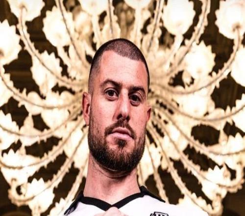 官方：意乙切塞納簽下科莫前鋒、尤文舊將切里