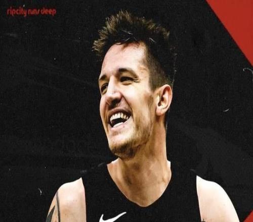 一夜3大消息！3換1交易達成，哈登小卡落選全明星，勇士新決定