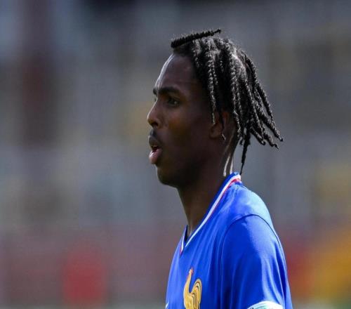 官方：利物浦簽下20歲雷恩后衛雅凱據悉轉會費為5500萬鎊