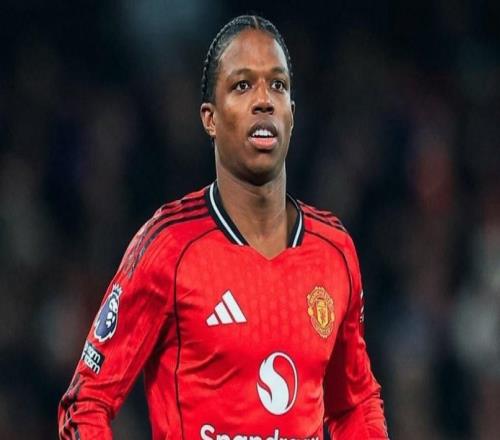 鏡報(bào)：登機(jī)前被威爾科克斯叫停，馬拉西亞對(duì)曼聯(lián)的做法很憤怒