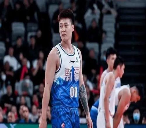 影響惡劣！中國(guó)男籃隊(duì)長(zhǎng)搞地域歧視+破壞民族團(tuán)結(jié)應(yīng)該公開道歉