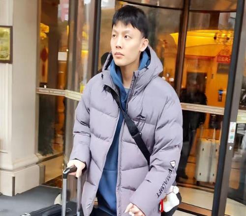 徐杰傷缺廣東劣勢太大！2大克星+4條件對上海有利，杜鋒仍有后手