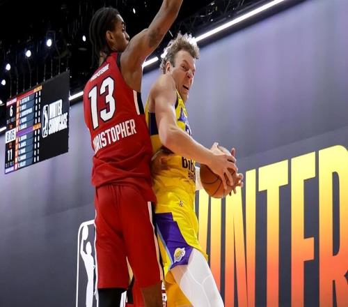 太不穩定了！湖人二隊先發中鋒又一次打出了災難級別的表現