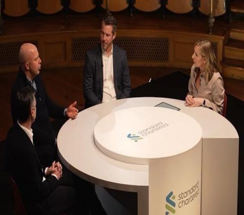 斯洛特：休斯總在我需要幫助時(shí)出現(xiàn)，讓我處于理想環(huán)境中工作