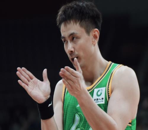 里程碑之戰(zhàn)！趙繼偉16+7+8統(tǒng)治加時總搶斷超瓊斯升歷史第9