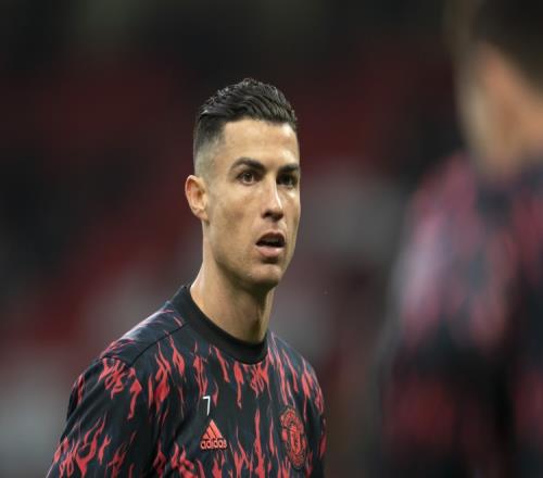 C羅開始被辟謠！曼聯(lián)高層明確表示：今年不會要C羅！