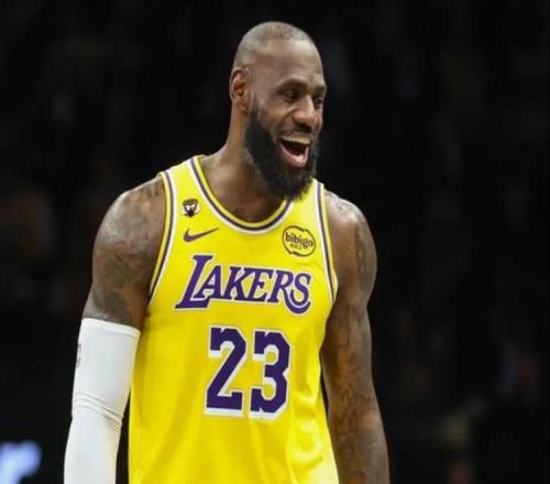 NBA最新排名！兩隊跟湖人爭第五，西部第二收大禮，勇士連遭打擊