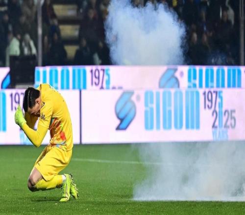 認錯態(tài)度好！國米球迷扔煙花僅遭3客場禁令且米蘭德比不受影響