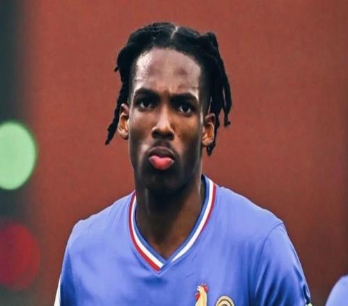 超身價(jià)三倍轉(zhuǎn)會(huì)費(fèi)！利物浦“押寶”新范戴克