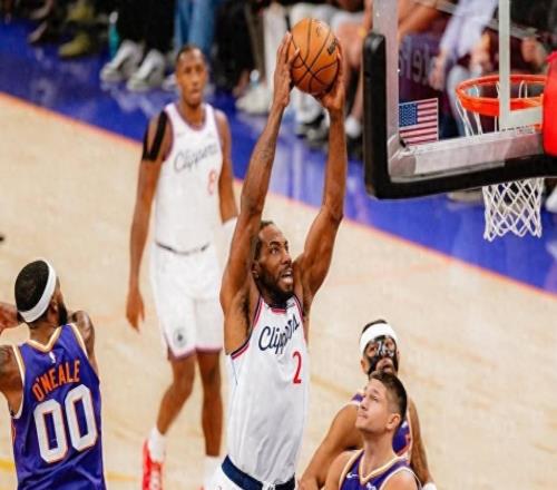 小卡落選全明星引熱議！陽記吐槽選詹皇系雙標中方經紀人解析緣由