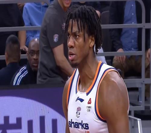 被上海雙殺后！廣東隊(duì)被逼裁掉薩林杰，2米18新大外援馳援杜鋒