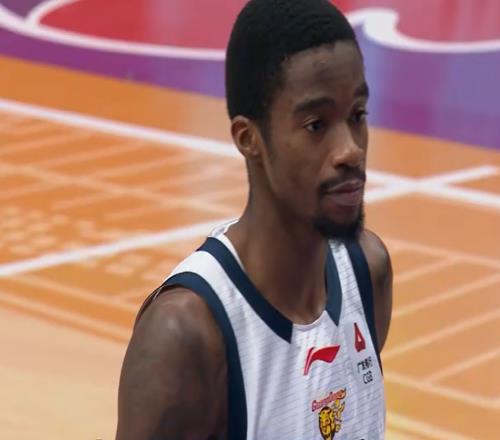 輸給上海10分！揪出3個“混子”，坑慘了廣東隊