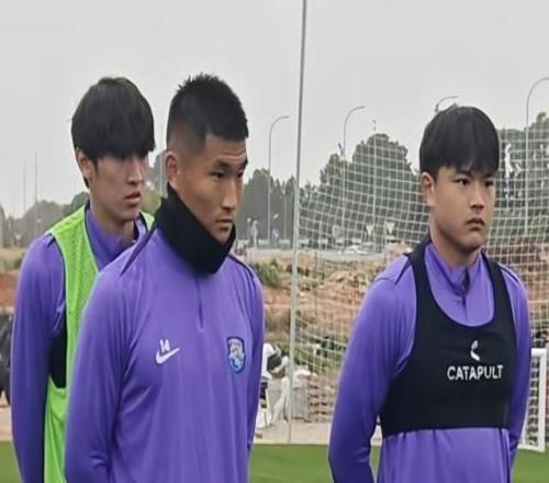 不只吳興涵津門虎集齊泰山93雙星戰西甲球隊韓鵬拉于根偉一把