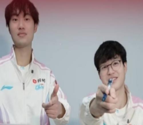 LPL發(fā)布knightxun整活視頻：新春?？怂勾髞y斗喊上兄弟們嗨一把