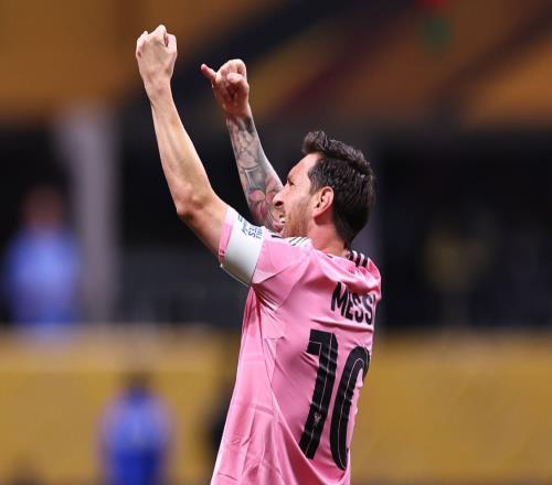 C羅是你的最強隊友嗎皇馬舊將：不是！梅西才是！