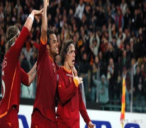 拿了5次聯賽亞軍的斗士，羅馬德比用臉進球，對曼聯進球是巔峰