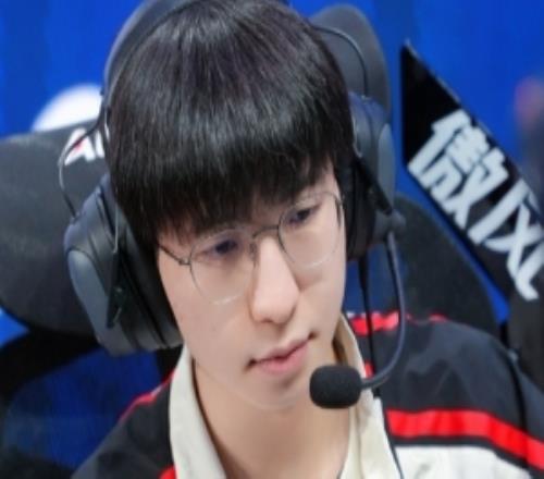 WBG發布對陣AL賽前返圖：新氣象