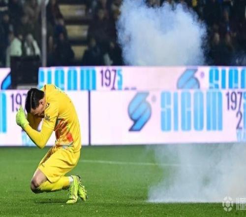 意甲官方：因其球迷投擲煙花等行為，對國米罰款5萬并特別警告