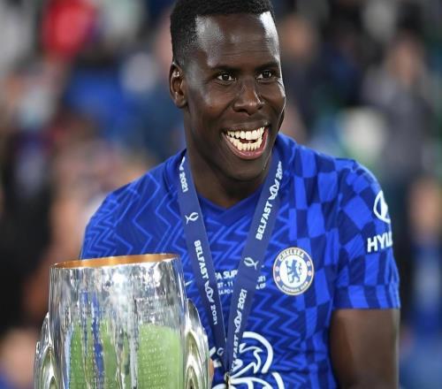 憋出王炸！泰山引援目標浮現：前切爾西主力中衛祖馬，爭冠有保障