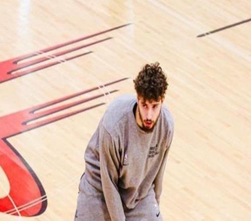 38對57！火箭隊籃板優勢變劣勢，申京難敵科塔，難怪沒進全明星