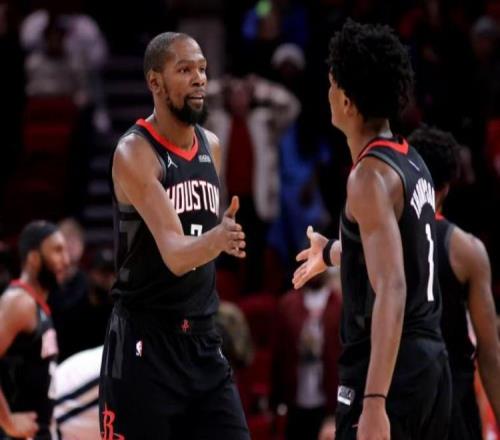 57+20，火箭慘敗還丟最大優(yōu)勢！烏度卡發(fā)聲耐人尋味，KD接受現(xiàn)實