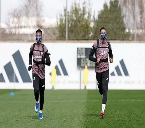 阿斯：卡瓦哈爾已具備首發的狀態，阿諾德預計周末回歸名單