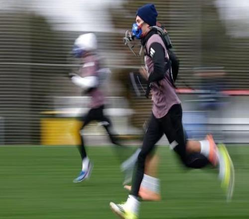 阿斯：平圖斯的阻氧面罩整套3萬歐，幫助規(guī)劃球員體能、強(qiáng)度