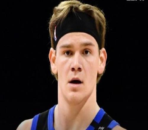 公牛雙向合同簽約3屆扣籃王麥克朗2月6日戰猛龍將迎首秀