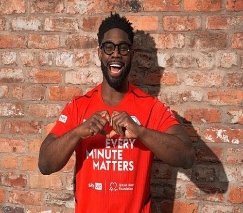 眾多英超傳奇球星齊心協(xié)力推廣英國(guó)心臟健康月，呼吁廣大球迷掌握心肺復(fù)蘇技術(shù)_英超直播