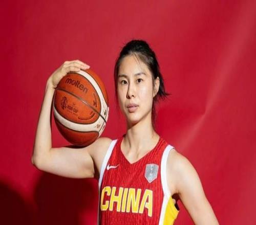 中國女籃最新訓(xùn)練出爐！王思雨、張子宇歸隊(duì)，將出戰(zhàn)5場(chǎng)熱身賽