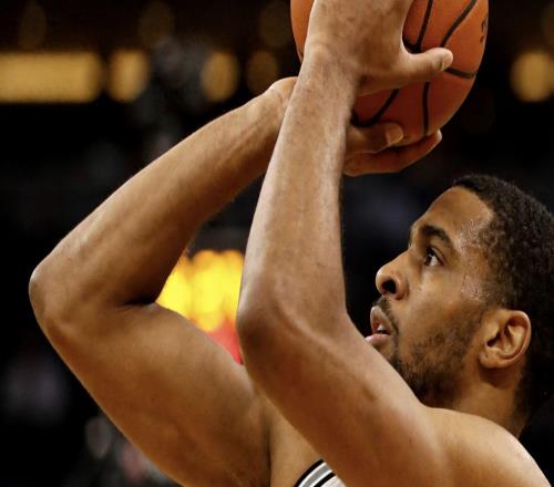 殘陣狂勝23分！山西8461雙殺四川法耶準(zhǔn)四雙統(tǒng)治全場