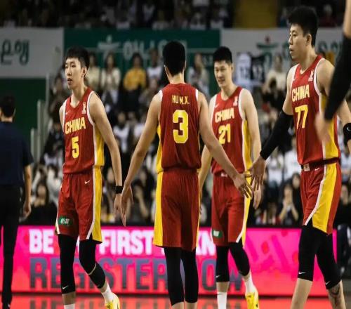 中日男籃大戰(zhàn)倒計(jì)時(shí)！郭士強(qiáng)沒(méi)有退路，傷病成x因素