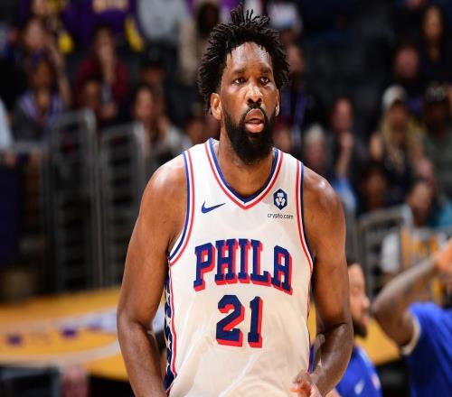 轟35+7+7重返巔峰！大帝近9戰7取30+盼費城補強未能如愿真心慘