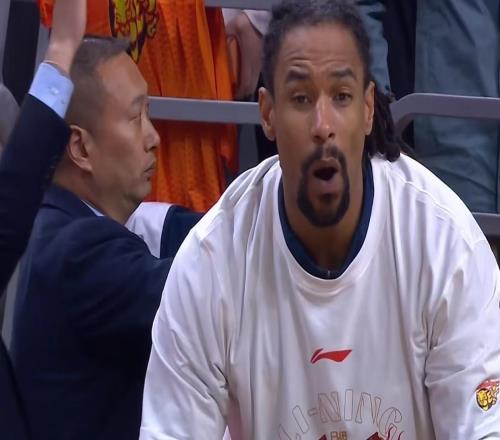 朱芳雨賭對了！CBA外援市場又一“內線大魚”，或被廣東隊搶下