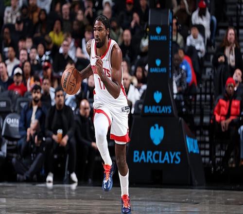 明明是聯盟第二三分手，結果他在火箭卻得不到足夠的出手機會