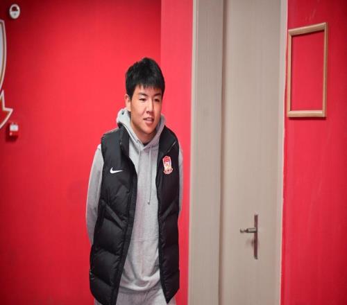 官宣！當(dāng)紅國(guó)腳徐彬，從狼隊(duì)租借英甲，可參加英甲+U21英超聯(lián)賽