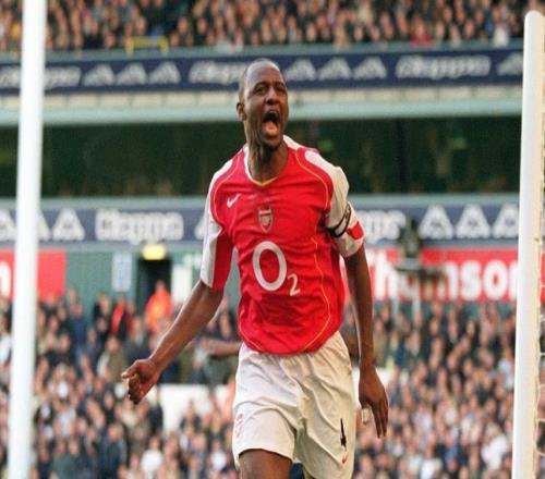 維埃拉：我效力的那支阿森納很團結(jié)也很謙遜，球員愿承擔責任