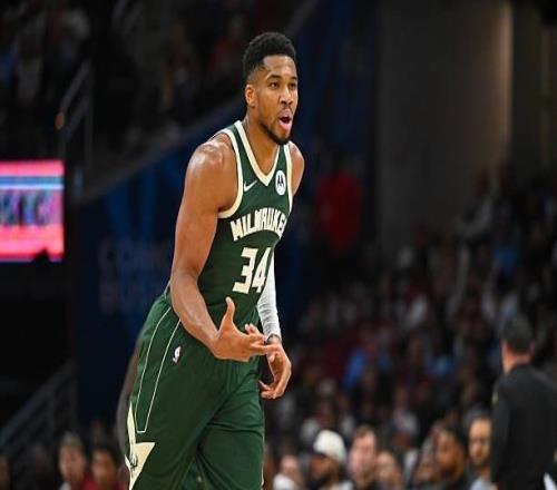 啥隊有這配置記者：某球隊放棄字母哥因擔心其不想當老二