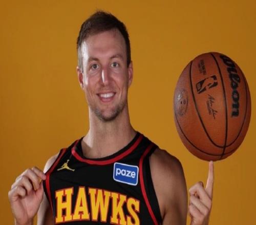 湖人唯一交易完成！徹底放棄防守，提升三分攻勢！