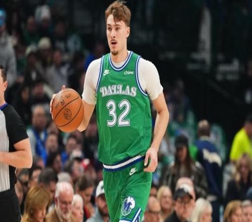 獨(dú)行俠vs馬刺前瞻：弗拉格再戰(zhàn)文班亞馬，馬刺背靠背作戰(zhàn)遇考驗(yàn)