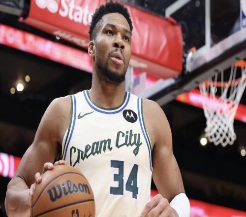 名記：現在我更傾向于字母哥會留隊，目前有力競爭者只剩熱火