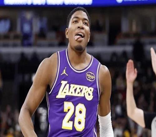 湖人逆轉(zhuǎn)76人!里弗斯轟35分主導(dǎo),2配角完美輔助,詹東迷失!