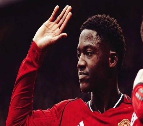 羅馬諾：若阿莫林沒有被解雇，梅努現在可能已經不是曼聯球員了