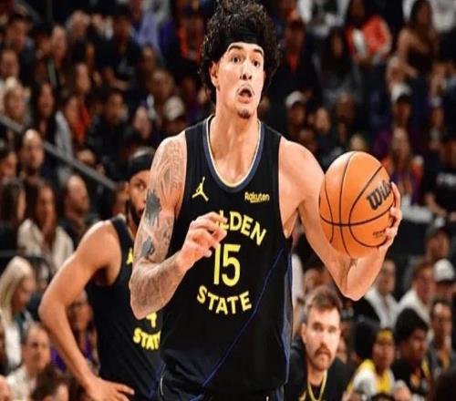 勇士最后時刻四個人效果拉滿！攻守兼備主導逆轉，科爾該重用！