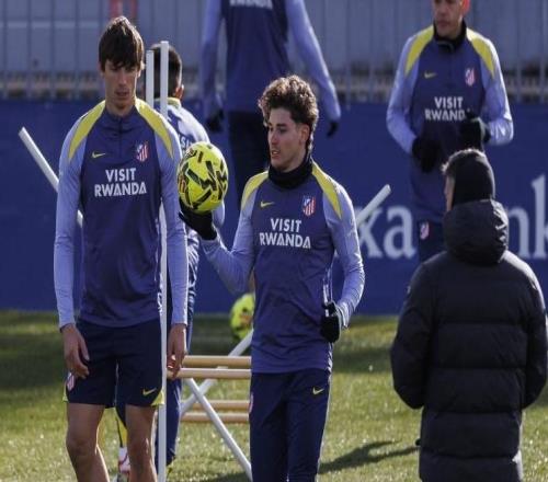 世體：小蜘蛛今日正常參與馬競合練，4名球員缺席訓(xùn)練