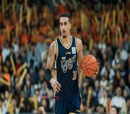 CBA廣東遭逆轉(zhuǎn)104113憾負(fù)上?？蚩诚?7分14板5助