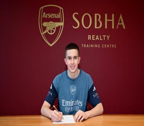 官方：阿森納簽下16歲中衛(wèi)麥卡倫，后者成為獎學(xué)金計劃新成員