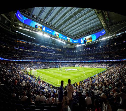 皇馬公布?xì)W冠附加賽次回合對陣本菲卡門票價(jià)格，最低100歐元